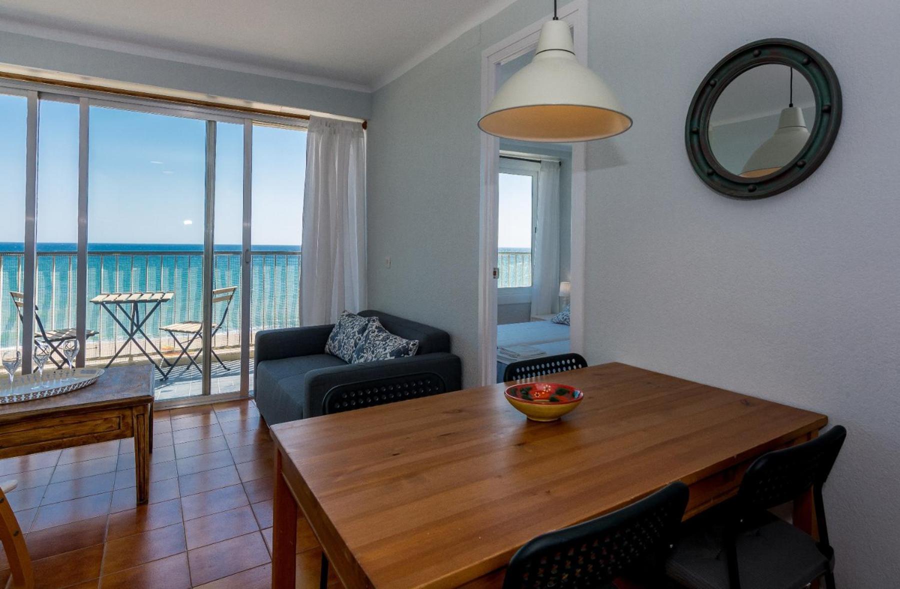 Homeholidaysrentals Etoile Calella Extérieur photo