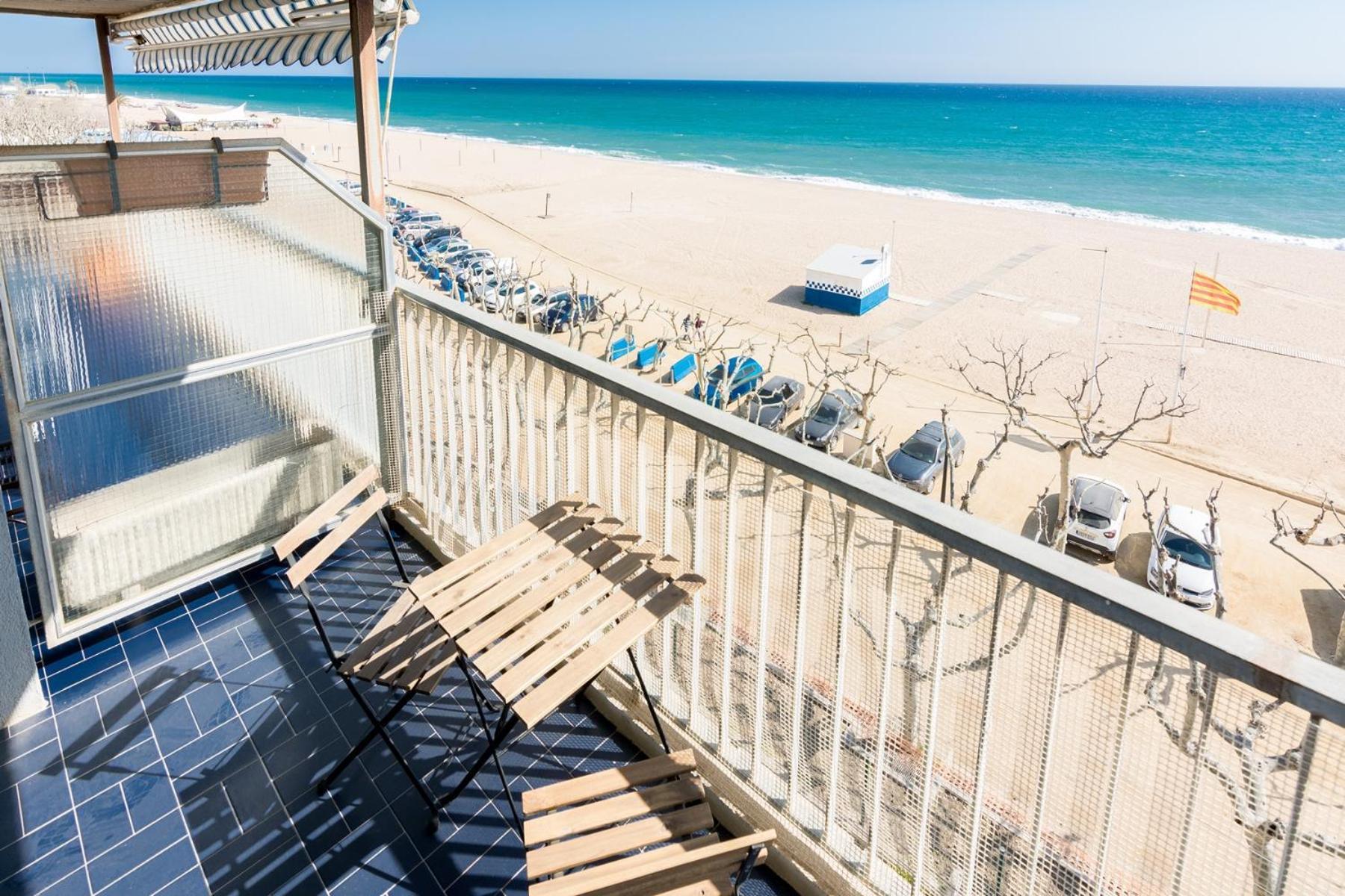Homeholidaysrentals Etoile Calella Extérieur photo